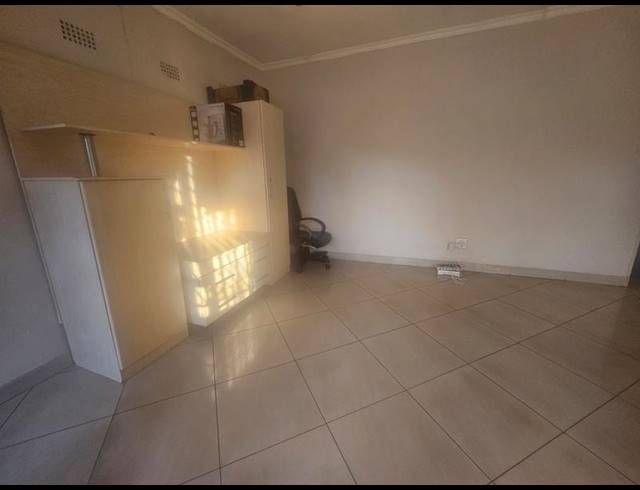 5 BEDROOM HOUSE FOR SALE IN LAUDIUM